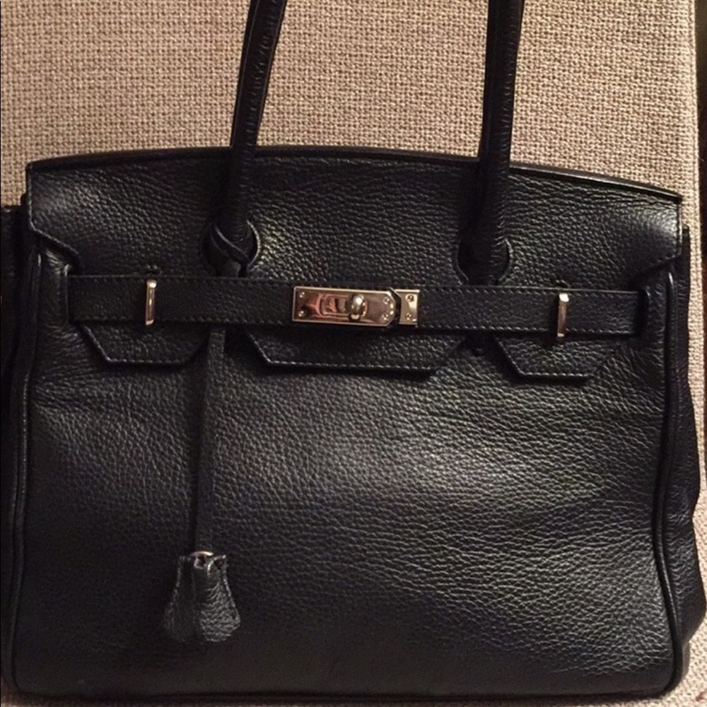 Black leather Handbag